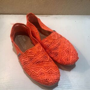 Tom’s Bright Orange Women's  Crocheted Flats